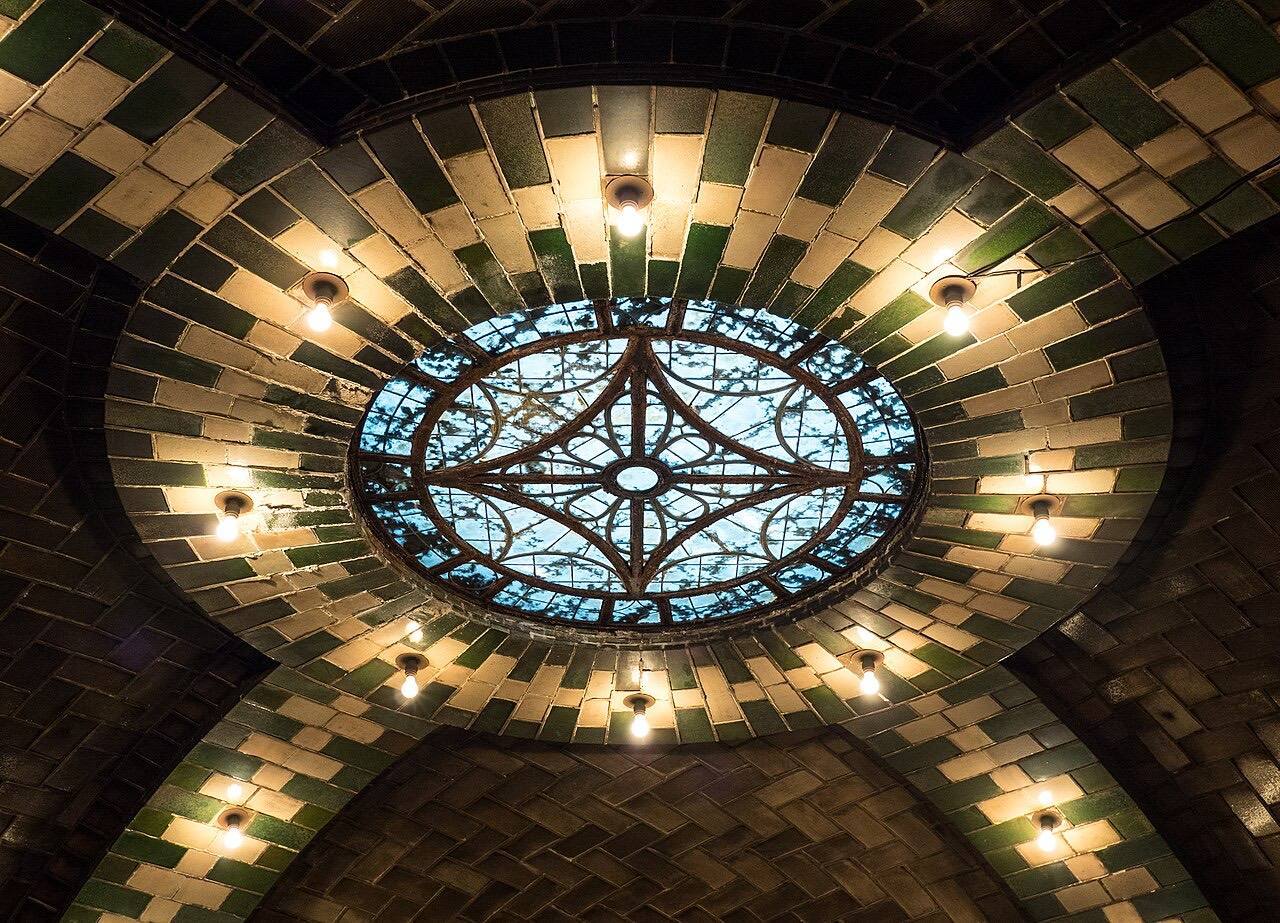 Skylight in the abandoned City Hall Station (32155)